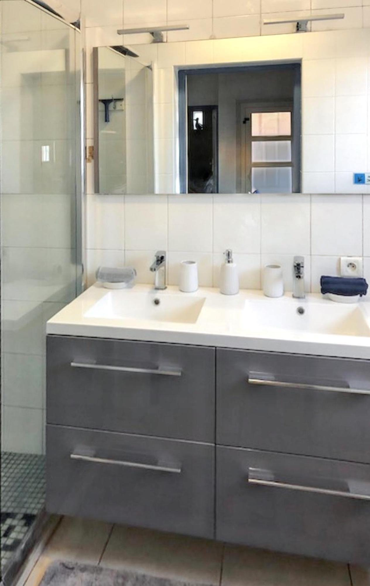 Appartement Lumineux A Collioure Avec Terrasse Et Vue Sur Mer Luaran gambar